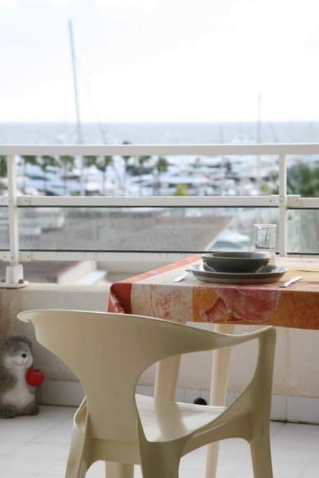 Standing Vue Mer Entre Cannes Et Antibes โกลเฟอ-จวน ภายนอก รูปภาพ